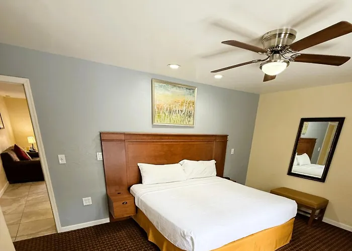Roundhouse Hotel 5*