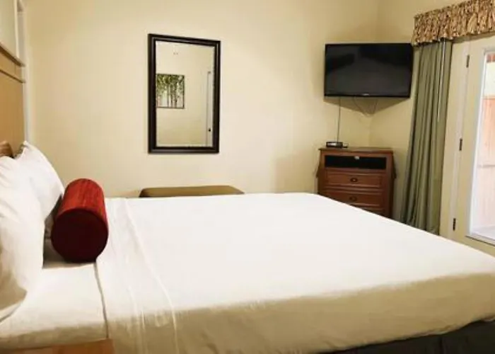 Roundhouse 5* Pinetop-Lakeside