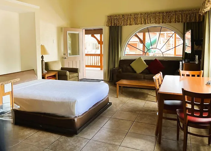 Roundhouse Hotel Pinetop-Lakeside