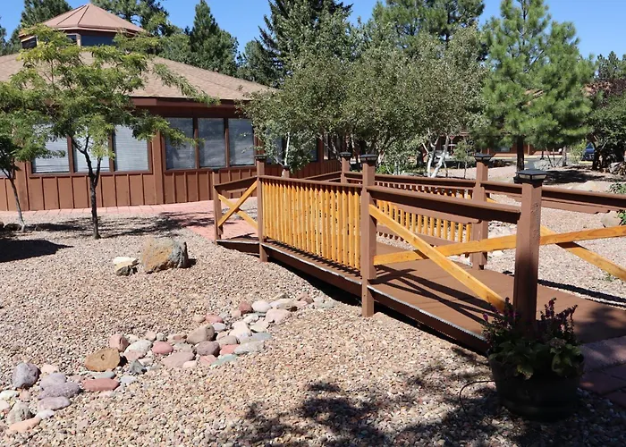 Roundhouse Hotel Pinetop-Lakeside