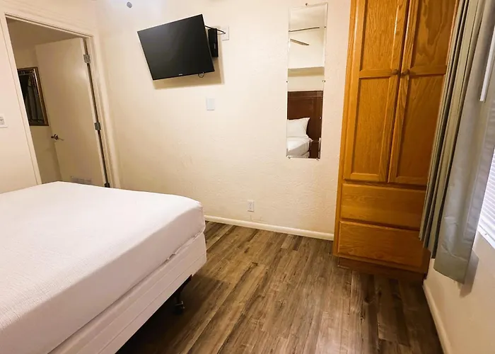 Hotel Roundhouse