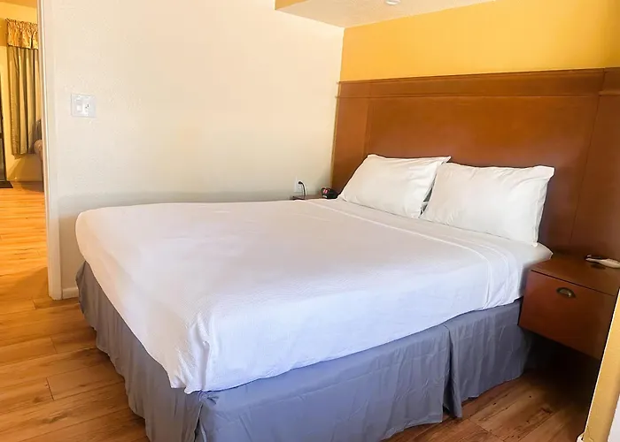 Roundhouse 5* Pinetop-Lakeside