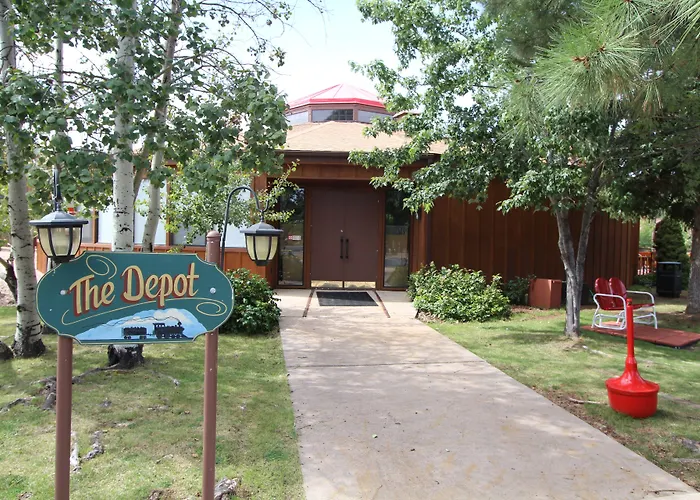 Roundhouse Hotel Pinetop-Lakeside