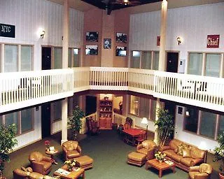 Roundhouse Hotel
