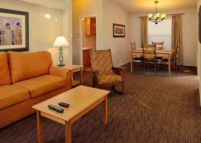Hotel Roundhouse 5*